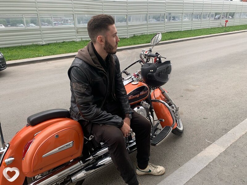 Максим, 24, Екатеринбурге — анкета №2437096