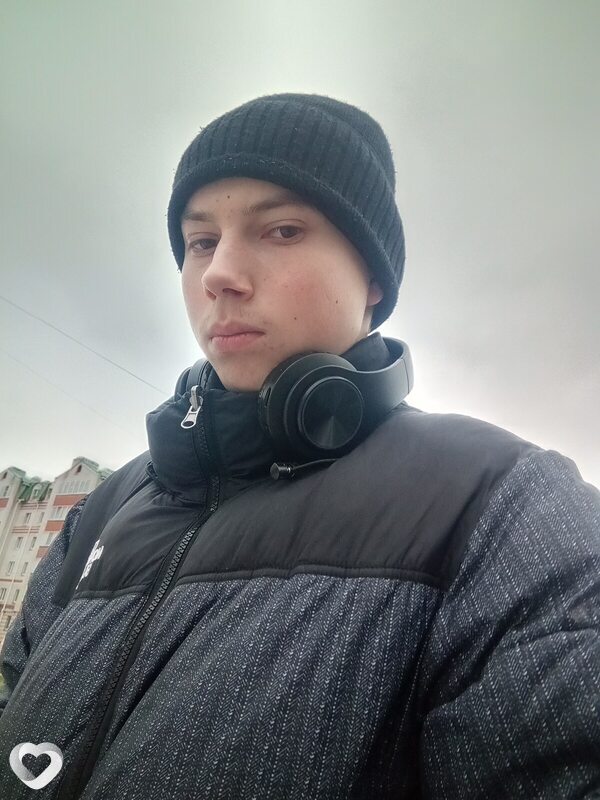 Евгений, 19, Великом Новгороде — анкета №2437605
