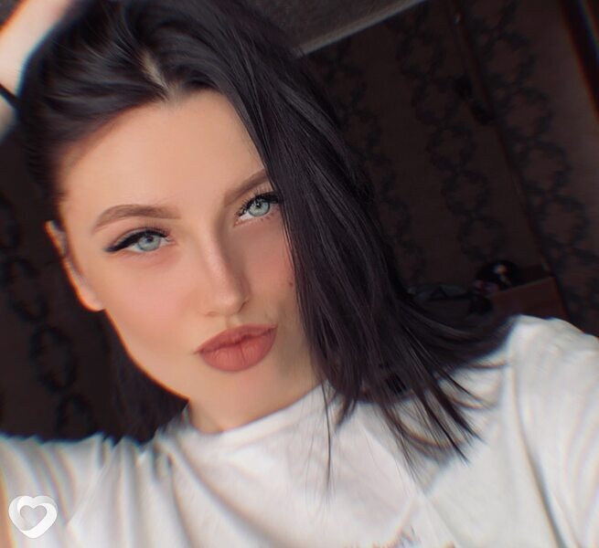 Яна, Москва