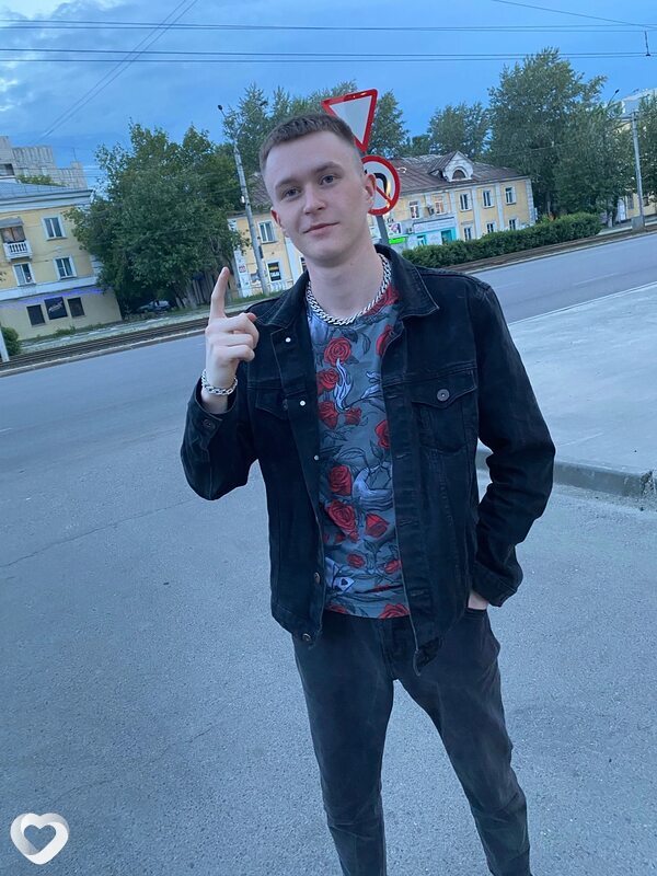 Vadim, 23, Барнауле — анкета №2437189