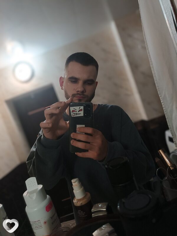 Артём, 22, Сочи — анкета №2437382