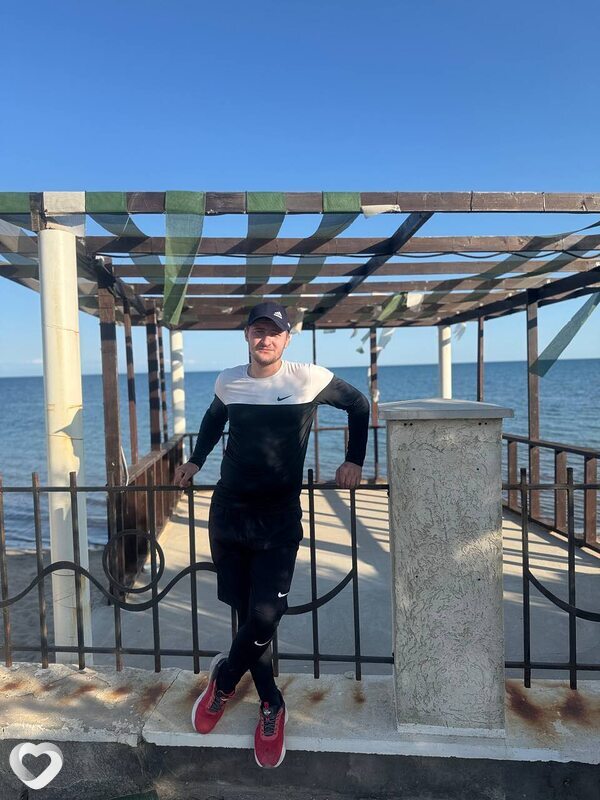 Алекс, 27, Евпатории — анкета №2438132