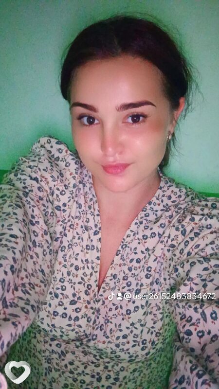 Ульяна, 23, Уссурийске — анкета №2438312