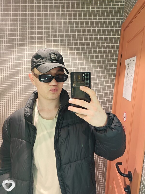 Александр, 20, Москве — анкета №2438268