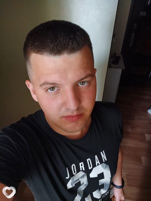 Женя, 23, Белгороде — анкета №2438387