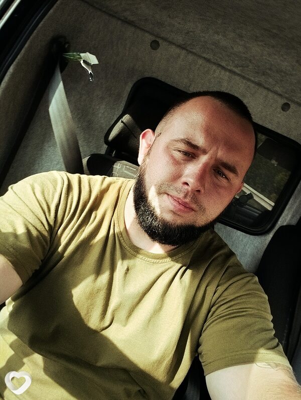 Иван, 27, Москве — анкета №2438677