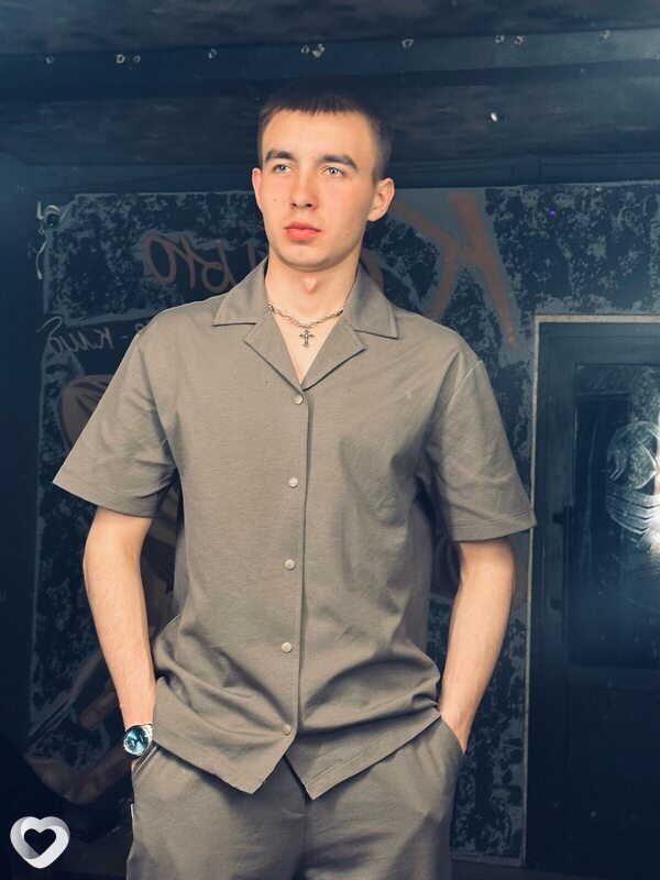 Александр, 19, Оренбурге — анкета №2438743