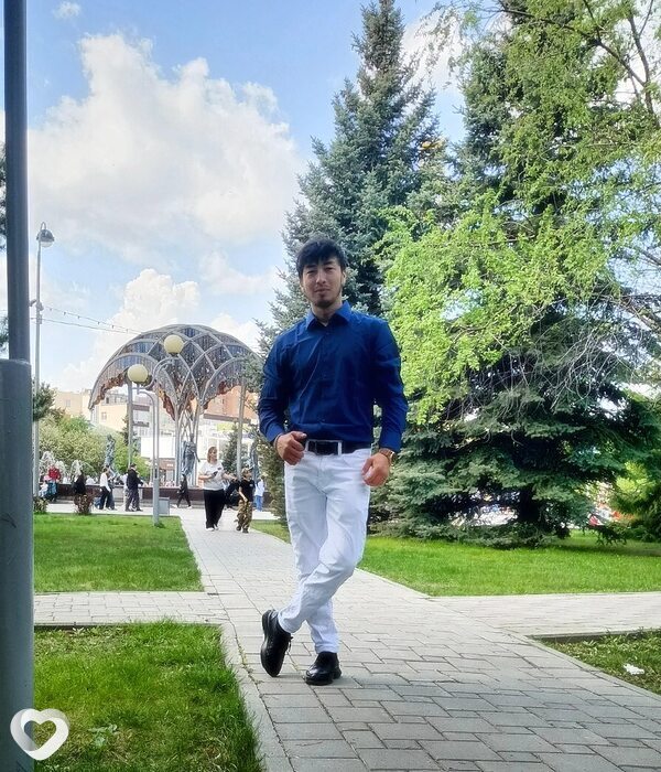 Бека, 26, Тюмени — анкета №2439198
