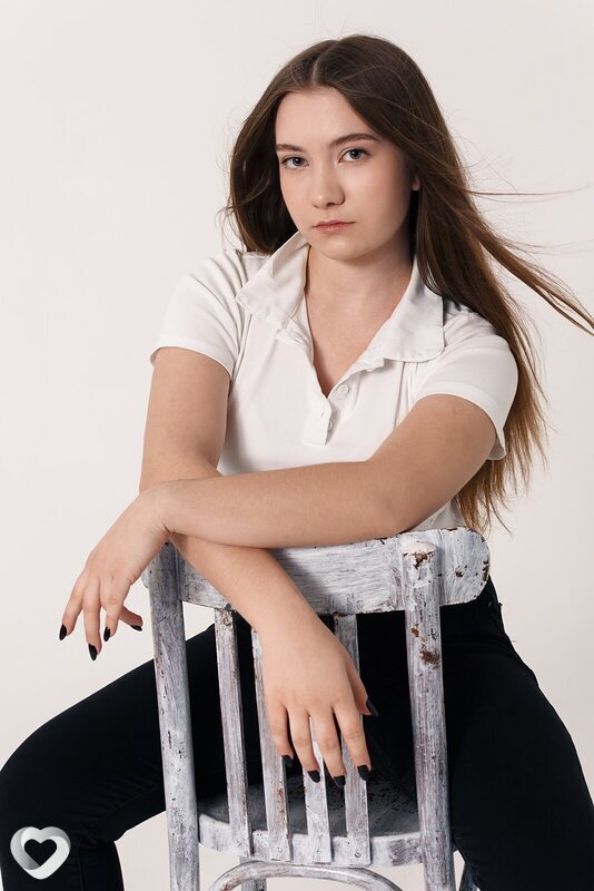 Лиза, 19, Омске — анкета №2439441
