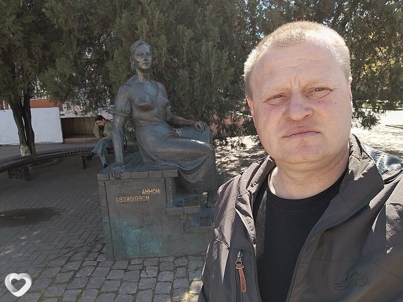 Дмитрий, Нижнегорский