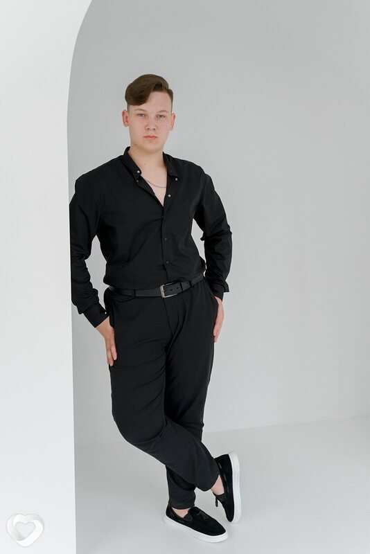 Игорь, 20, Кропивницкий — анкета №2440063