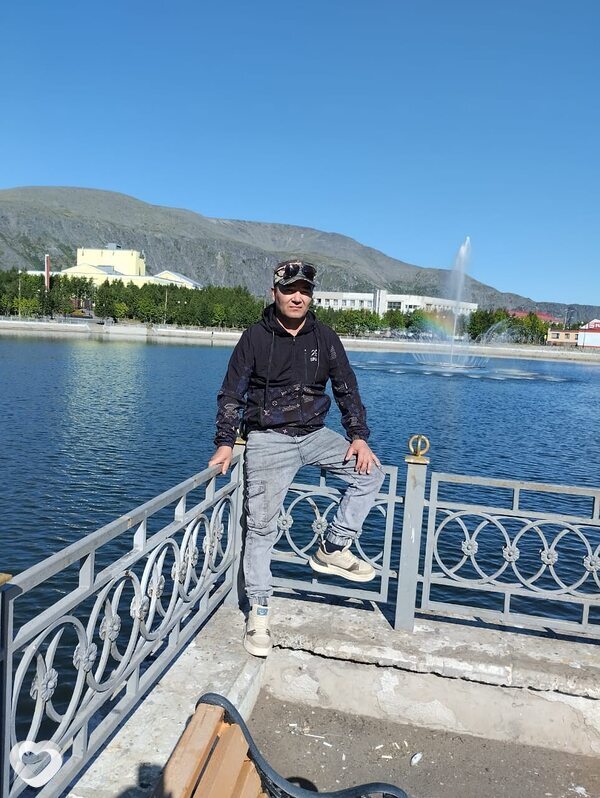 Руслан, 43, Мурманске — анкета №2440356