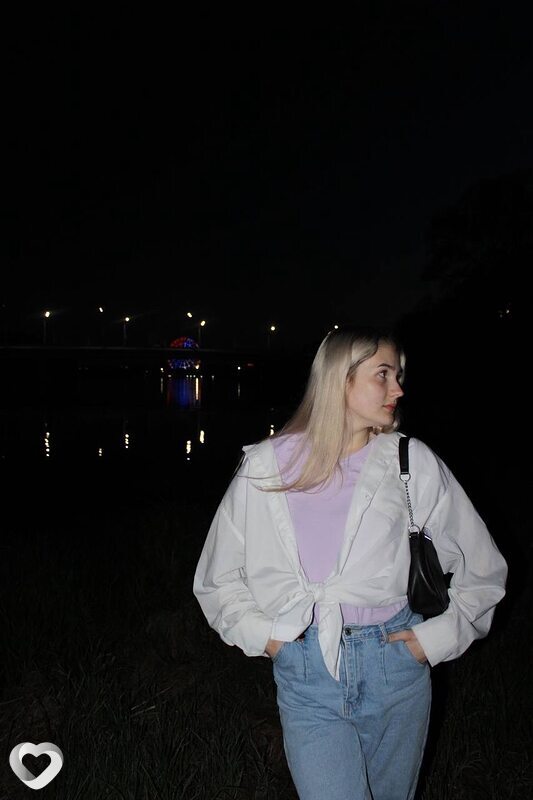 Карина, 23, Ярославле — анкета №2441601
