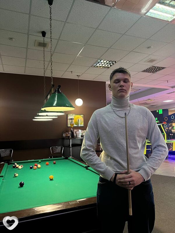 Илья, 20, Новосибирске — анкета №2441832