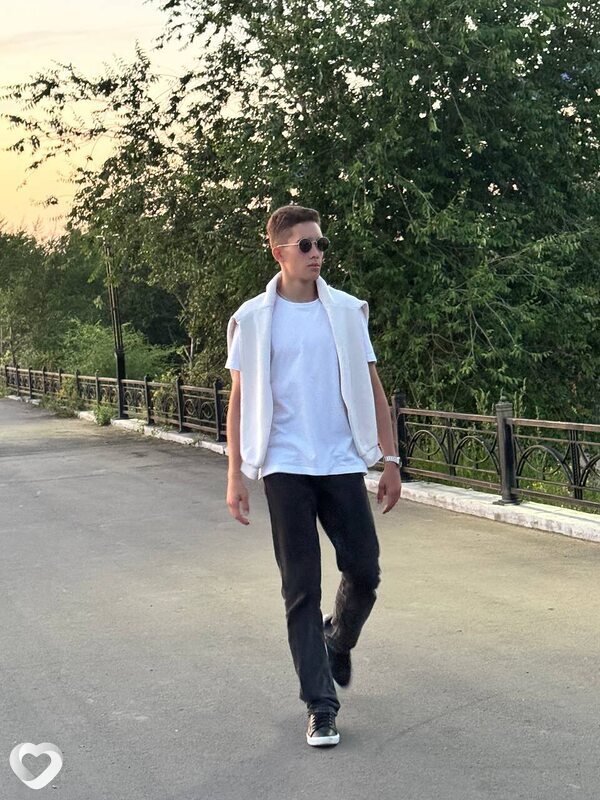 Andrey, 19, Улан-Удэ — анкета №2441772
