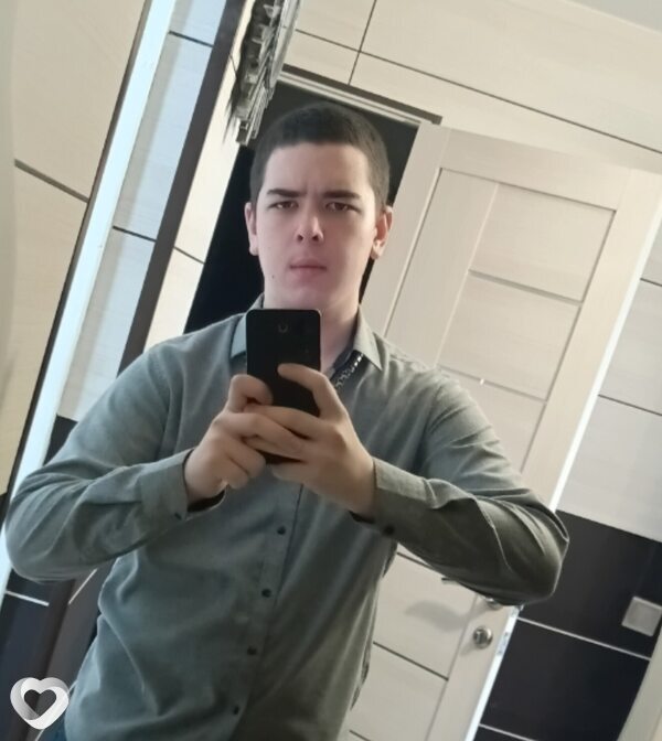 Ярослав, 19, Уссурийске — анкета №2442426
