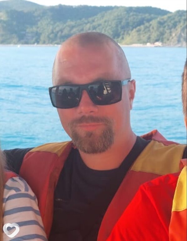 Евгений, 41, Нижневартовске — анкета №2442501