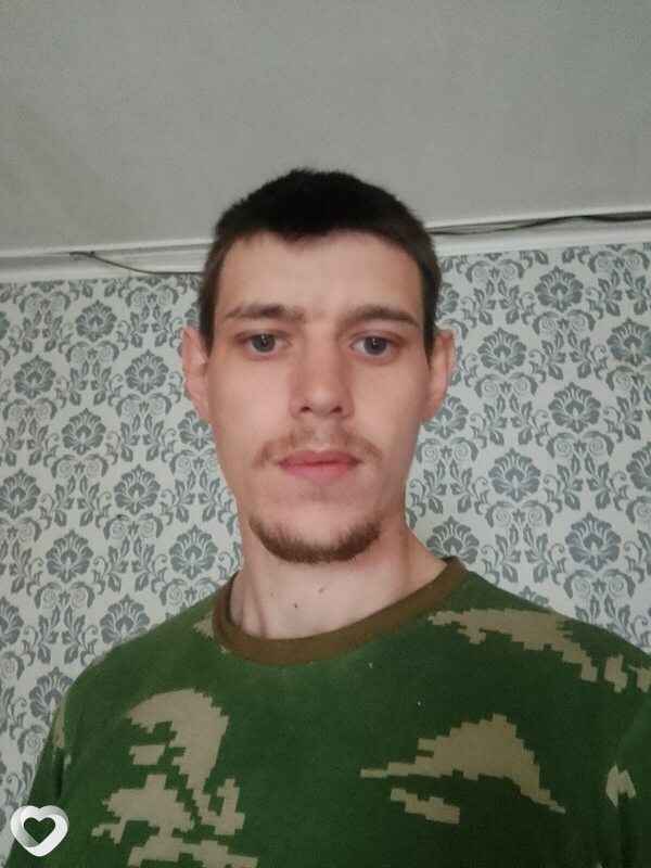 Александр, 24, Магадане — анкета №2442687
