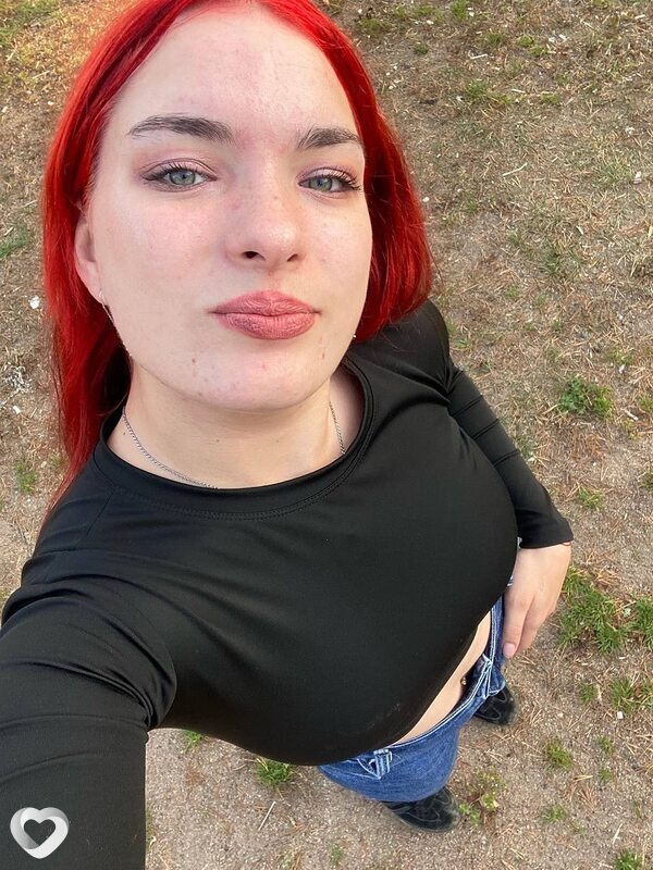 Алиночка, 19, Санкт-Петербурге — анкета №2443180