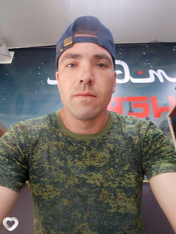 Антон, 28, Ханты-Мансийске — анкета №2443268