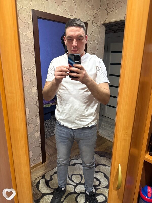 Олег, 29, Дзержинске — анкета №2443358
