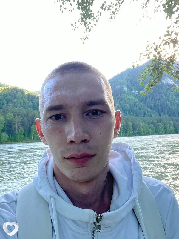 Александр, 26, Риддер — анкета №2444066