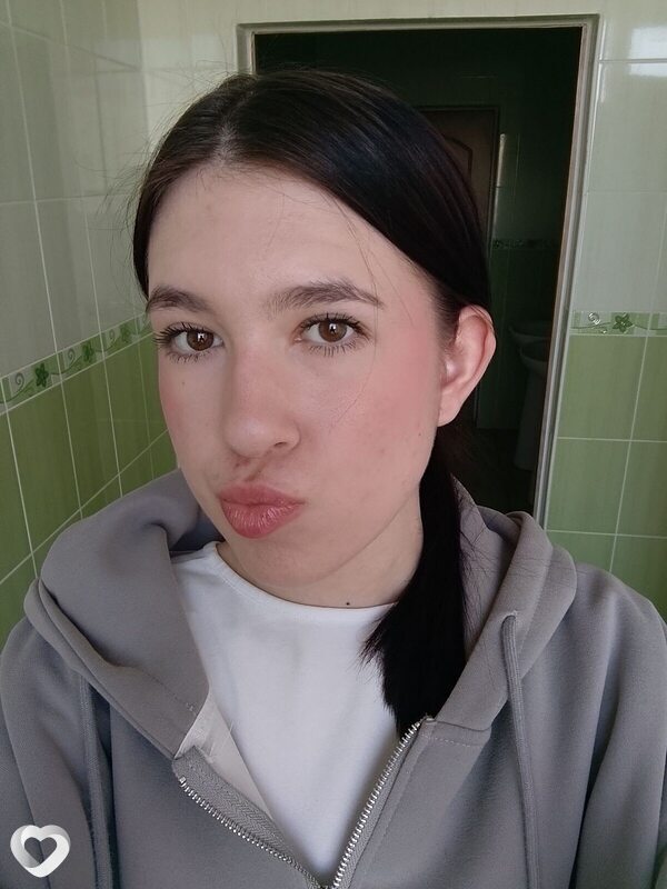 Илина, 20, Альметьевске — анкета №2444775