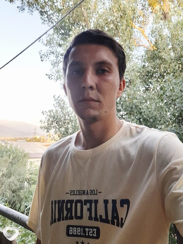 Максим, 26, Алматы — анкета №2444776