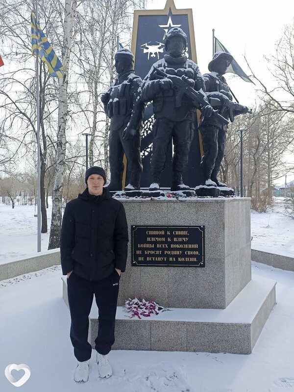 Алексей, 25, Минусинске — анкета №2444490