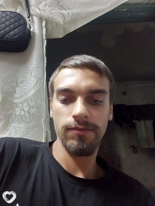 Максим, 25, Москве — анкета №2445024