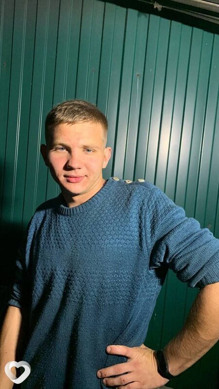 Александр, 22, Санкт-Петербурге — анкета №2445178