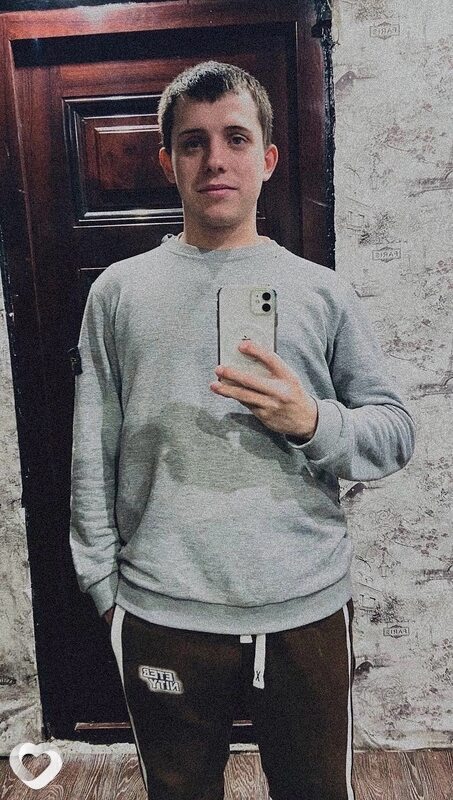 Анатолий, 23, Усолье-Сибирское — анкета №2445561