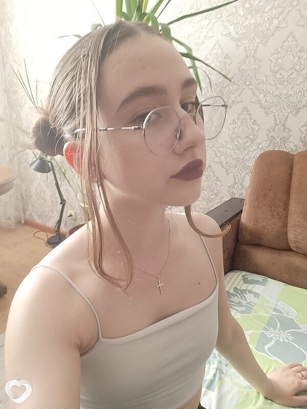 Даша, 20, Калининграде — анкета №2445167