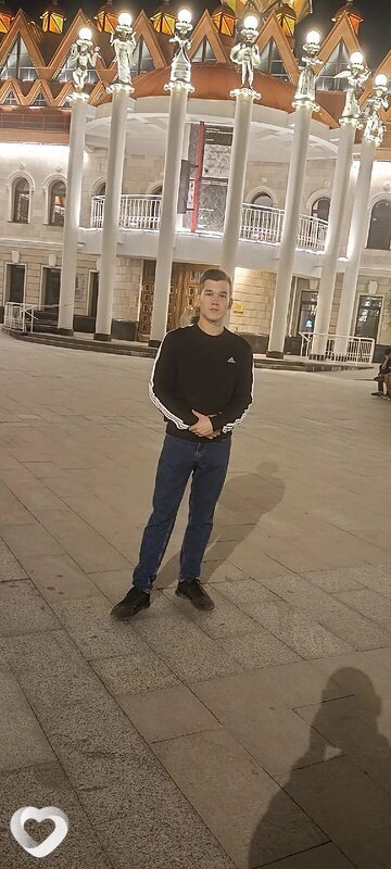 Алексей, 22, Архангельске — анкета №2446419