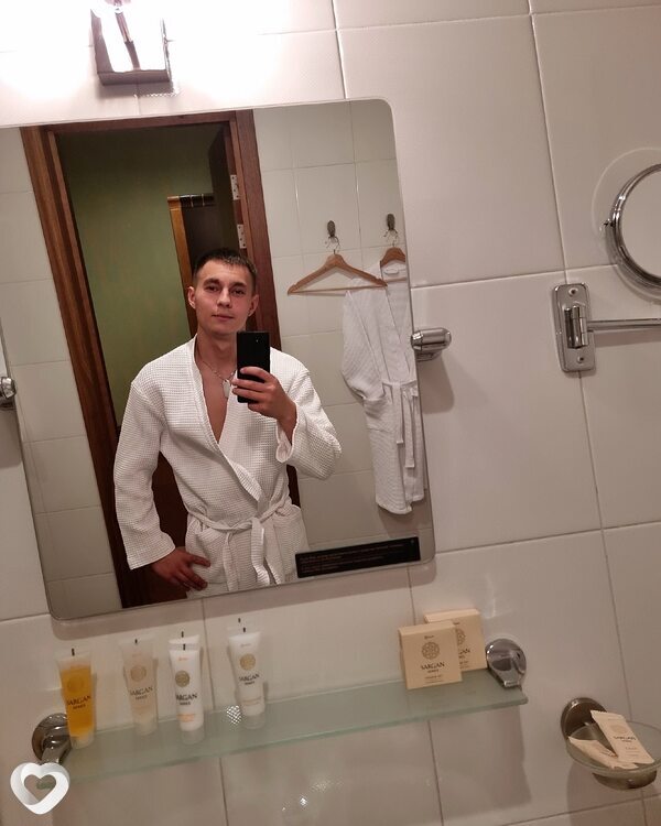 Виктор, 24, Новосибирске — анкета №2446556