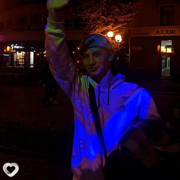 Максим, 21, Полтаве — анкета №2446898