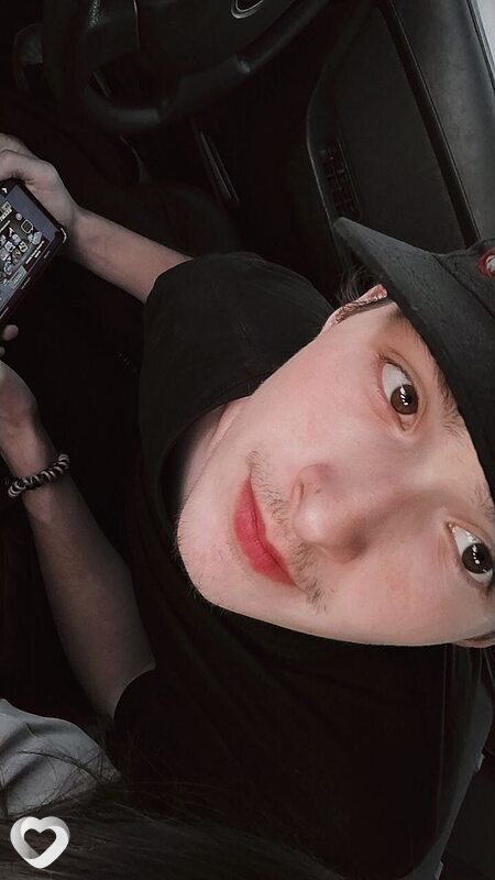 Артём, 21, Азове — анкета №2447048