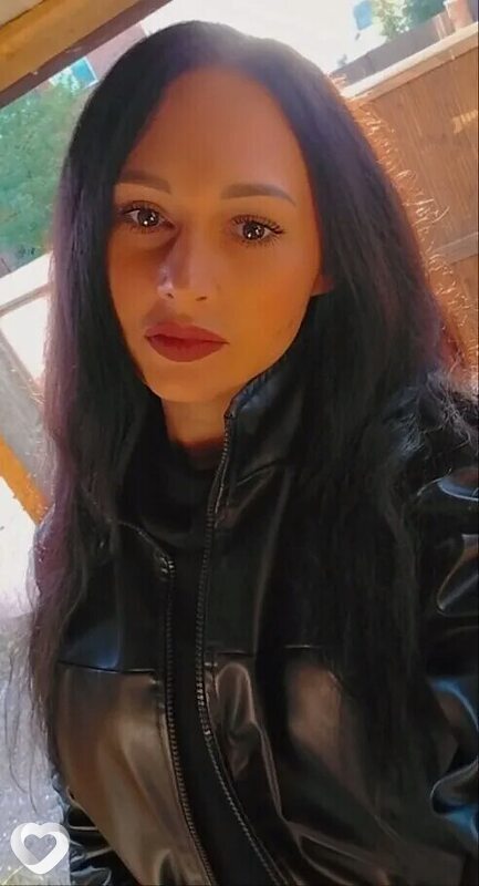 Карина, 25, Бердске — анкета №2447377