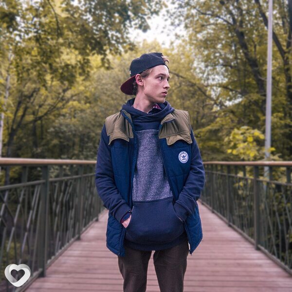 Иван, 26, Ялте — анкета №2447491