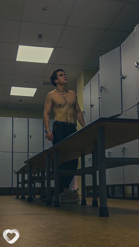 Максим, 23, Москве — анкета №2447688