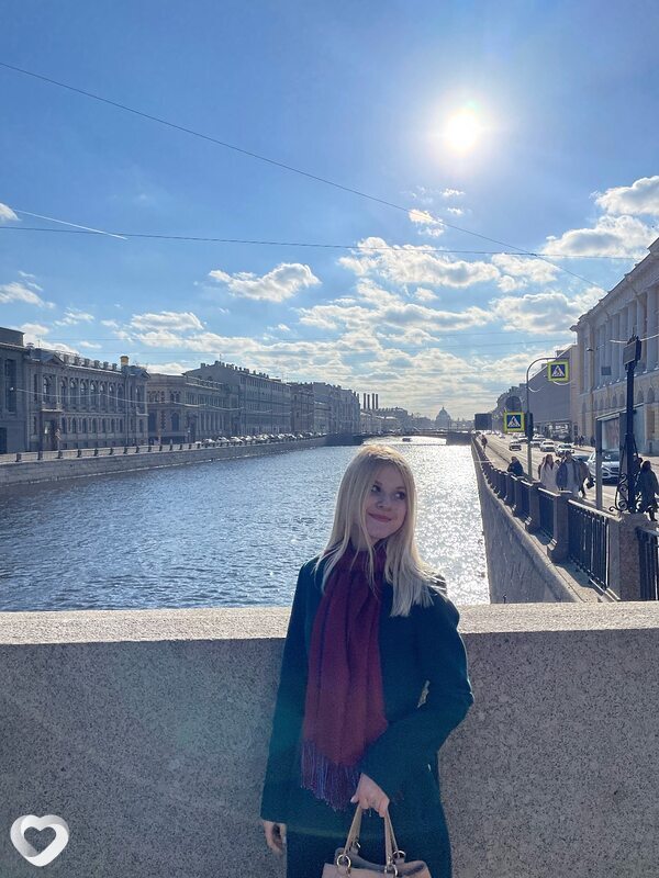Катенька, 19, Санкт-Петербурге — анкета №2448003
