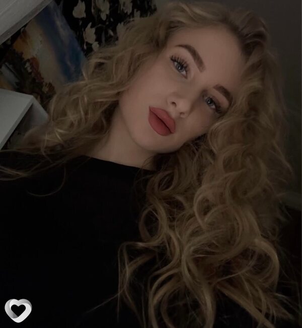 Ксюша, 23, Москве — анкета №2448074