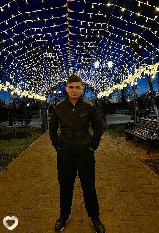 Юрий, 25, Невинномысске — анкета №2448905
