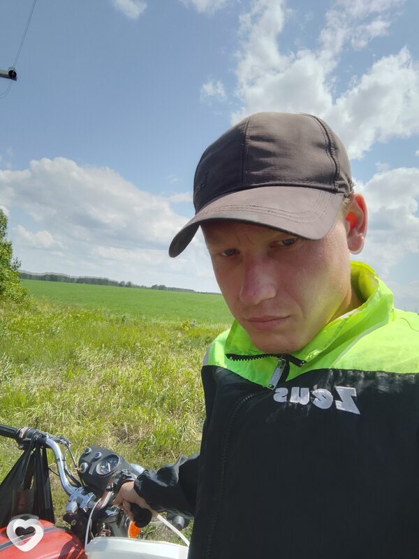 Александр, 24, Омске — анкета №2449234