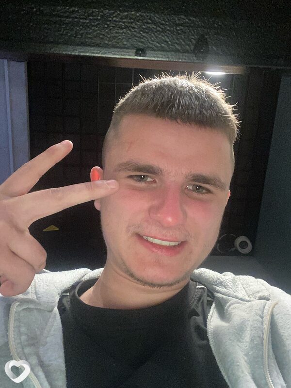 Толя, 20, Калинковичах — анкета №2449705