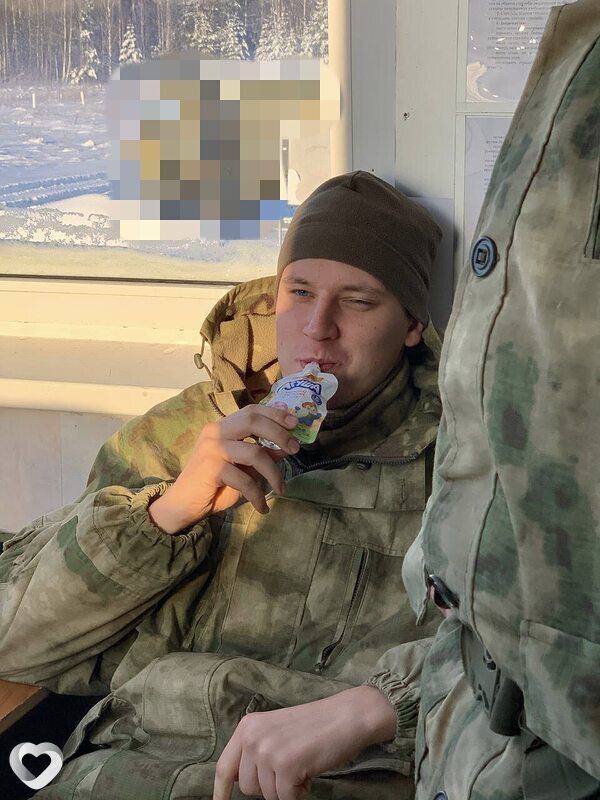 Илья, 25, Санкт-Петербурге — анкета №2449737