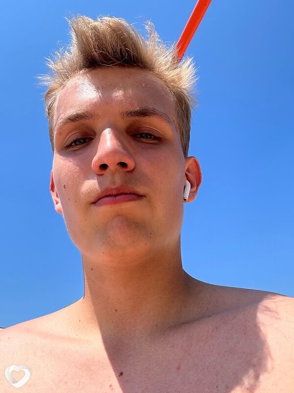 Кирилл, 20, Санкт-Петербурге — анкета №2450246