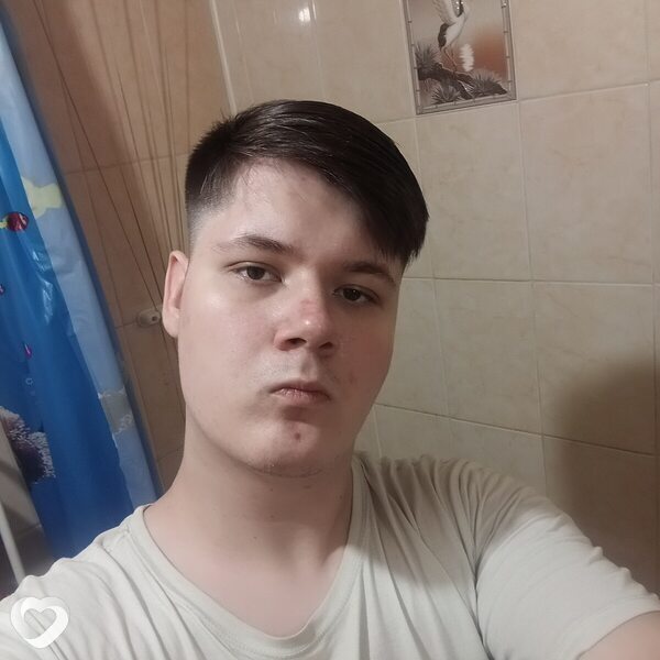 Алексей, 22, Сосновоборск (Красноярский край) — анкета №2450392