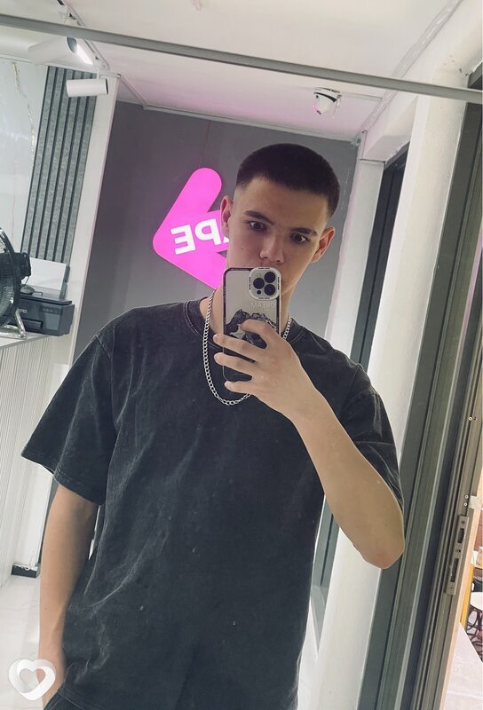 Vladimir, 21, Алматы — анкета №2450637