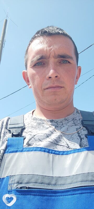 Олег, 31, Саратове — анкета №2451282